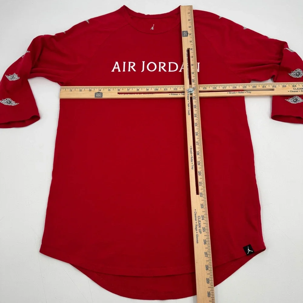 Nike Air Jordan Red Three Quarter Sleeve Logo T-Shirt Mens‎ Size M AA1911-PTI